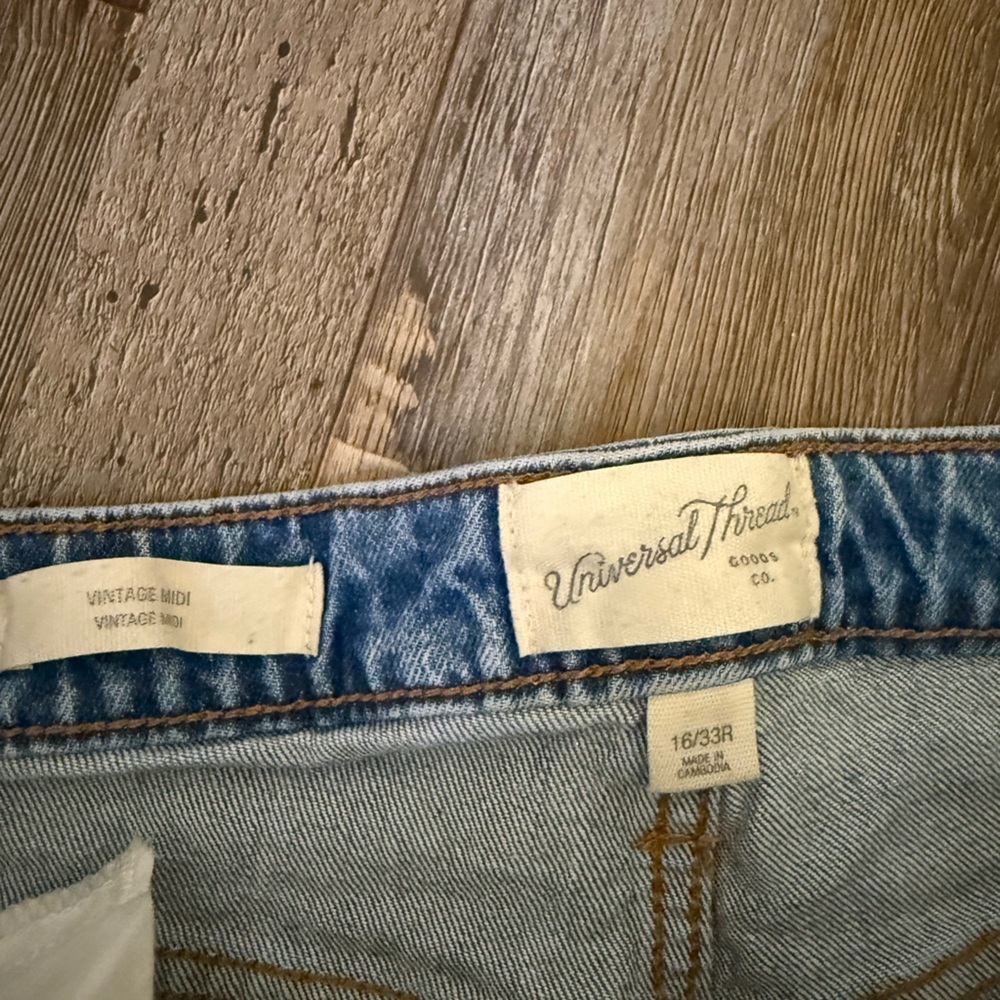 🎉2/$15 Vintage Universal Threads Blue Jeans - Picture 2 of 4